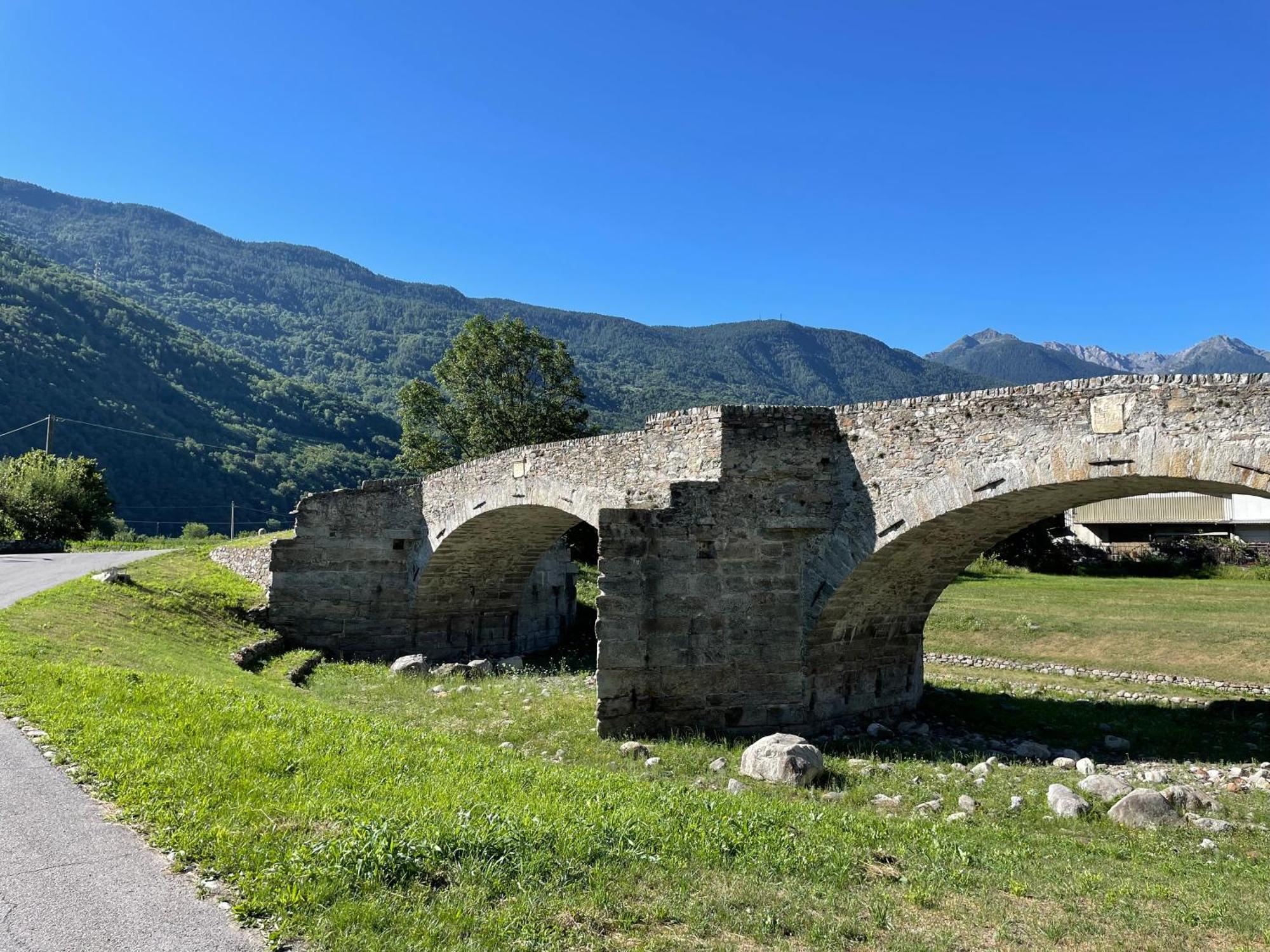 Ca Marasciol A 5 Minuti Dal Trenino Rosso Del Bernina Express Hotel Villa di Tirano ภายนอก รูปภาพ